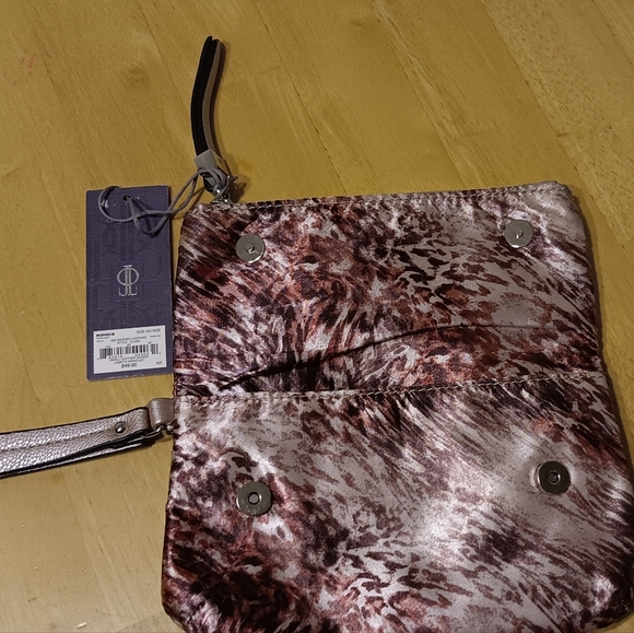 Jennifer Lopez Studded Wristlet NWT - Picture 2 of 6